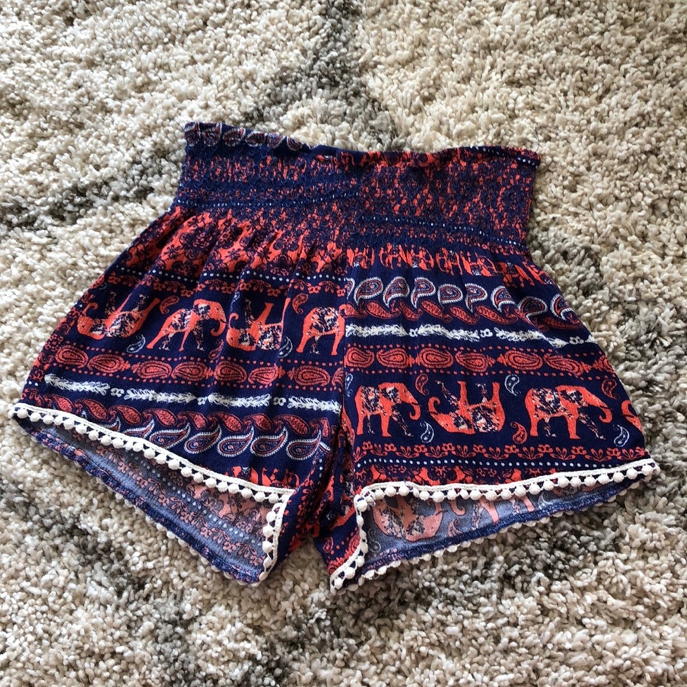 Adorable elephant shorts!